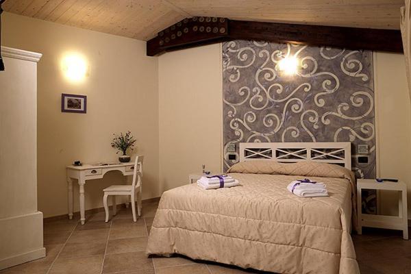 Agriturismo Il Barone Moniga del Garda ภายนอก รูปภาพ
